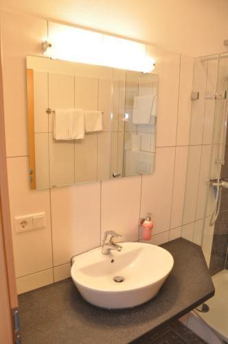 Inwest Hotel Garni Crailsheim Extérieur photo